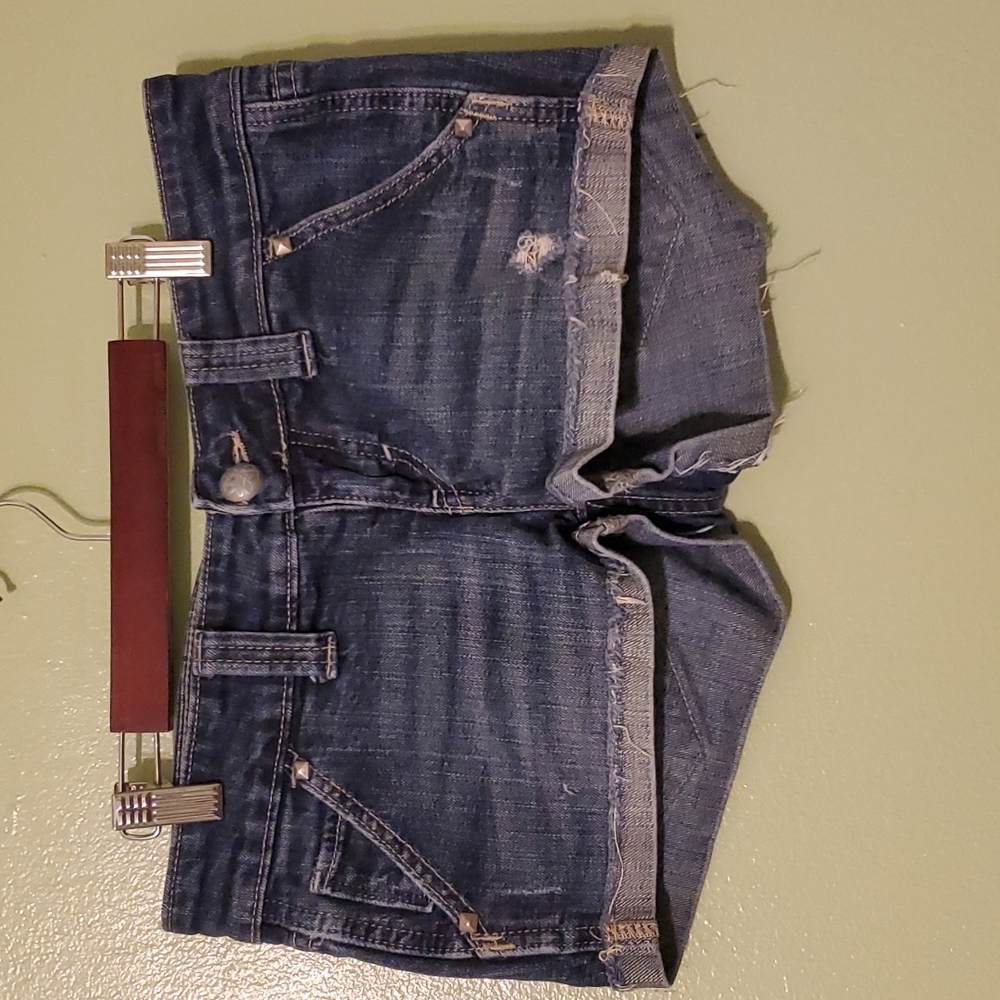 Daytrip Shorts - Size 26 - Capricorn fit